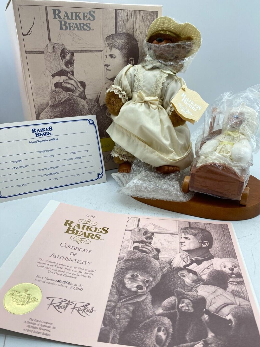 Limited Edition Robert Raikes Mother Day 1990 Collection Bear Signed ~ Vintage